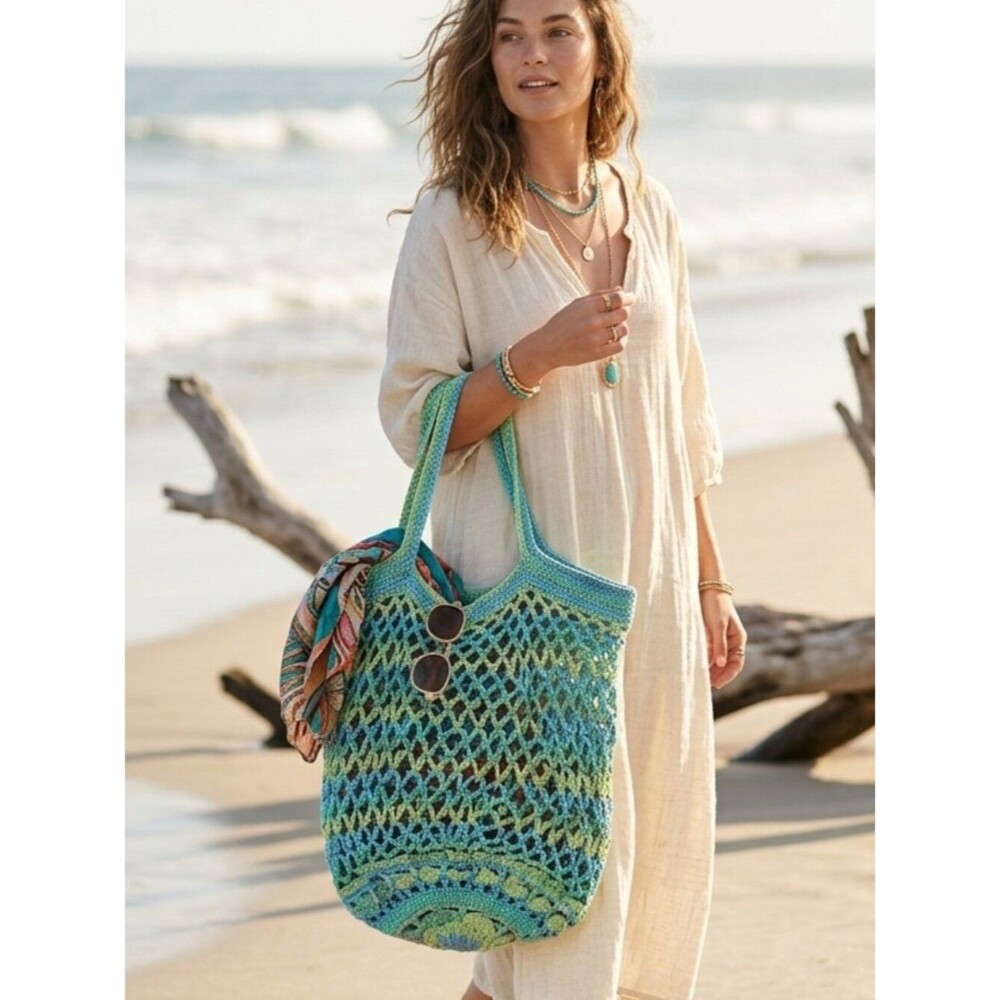 Handcrafted Open Weave Beach Tote Bag Variegated Aqua Blue Market Basket